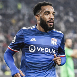 Aulas o sytuacji Lacazette'a
