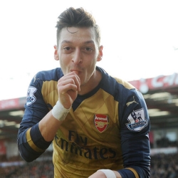 Özil wypatruje wyjazdu do Australii