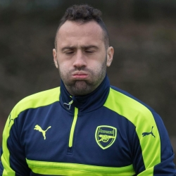 Ospina trafi za Ocean?