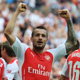 Mirror: Debuchy blisko Aston Villi
