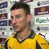 Koscielny i Chamberlain na temat meczu z Burnley