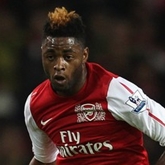 Wright: Arsenal powinien pozyskać Songa