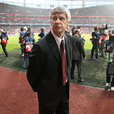 Futbol z ego w kieszeni - Wenger po 20 latach w Arsenalu